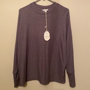 Flowy arm long sleeve top
